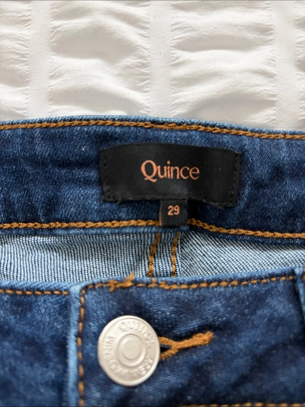 Quince Bella Stretch Wide-Leg Jeans in Mid Blue Wash. EUC
